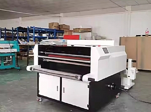 Digital UV Roller Coating Machine Paper UV Varnish Coating Machine UV Curing Coating Machine